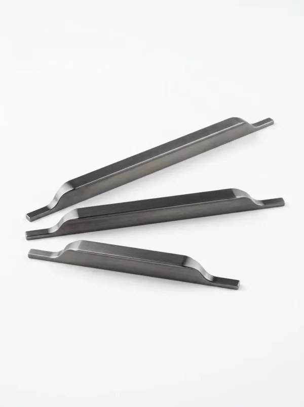 Poignée de meuble Titanium Réf 1110 DISA